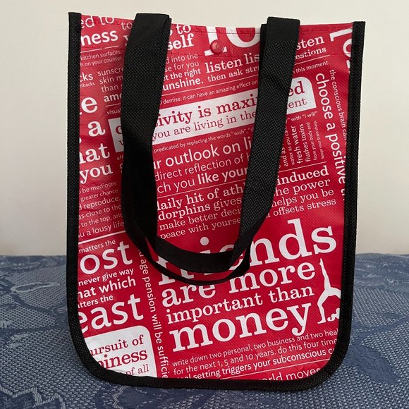 Lululemon Manifesto red & white small reusable tote bag - Picture 4 of 5